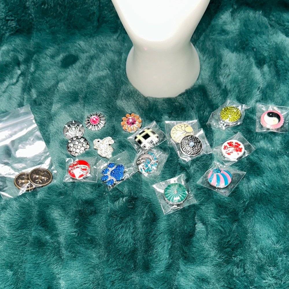 Interchangeable Snap Leather Bracelet with Decora… - image 3